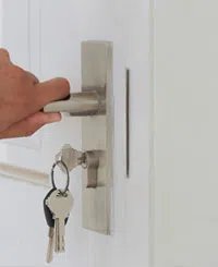 Paramount Locksmith Paramount, CA 562-566-4253 Paramount Locksmith Paramount, CA 562-566-4253 - comm-02
